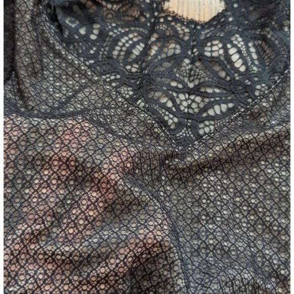 Victoria's Secret lace bodysuit - Picture 4 of 6